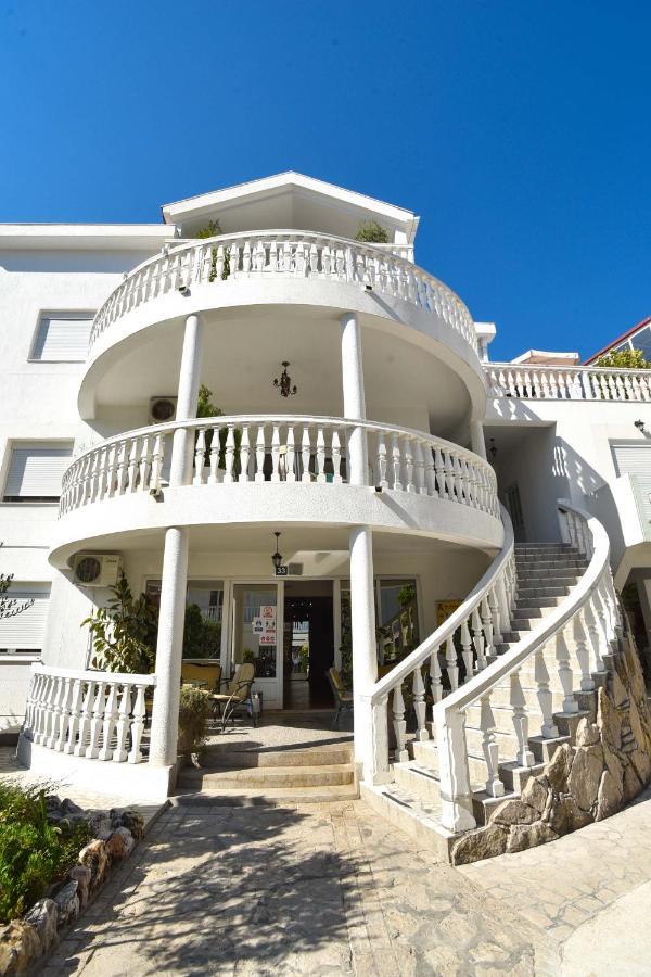 Apartments Adok บุดวา ภายนอก รูปภาพ
