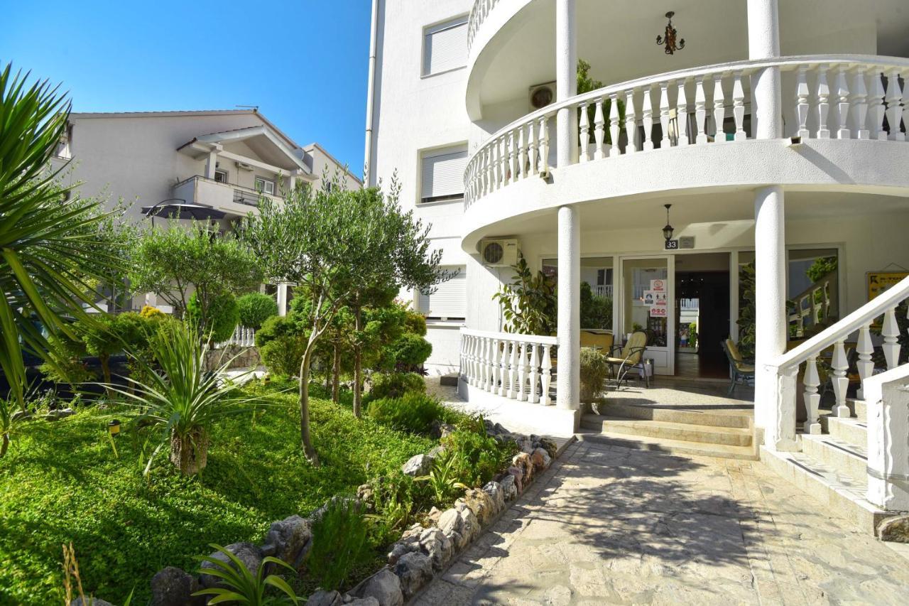 Apartments Adok บุดวา ภายนอก รูปภาพ