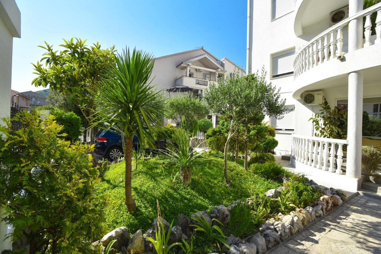 Apartments Adok บุดวา ภายนอก รูปภาพ