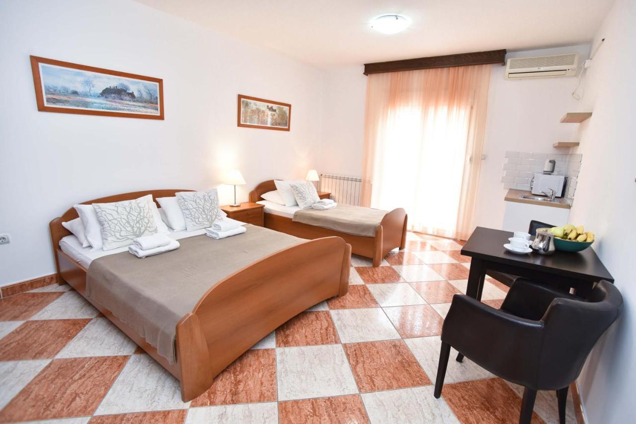 Apartments Adok บุดวา ภายนอก รูปภาพ