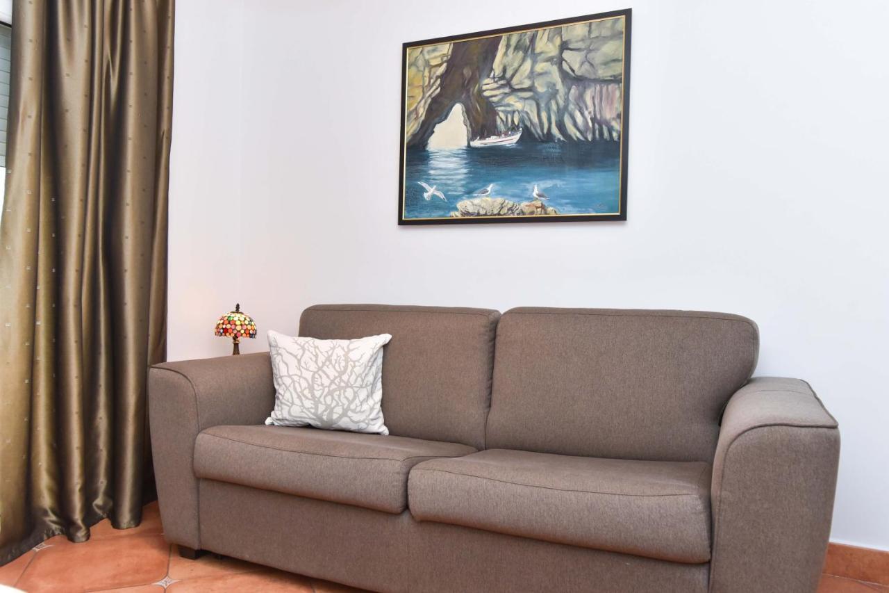 Apartments Adok บุดวา ภายนอก รูปภาพ